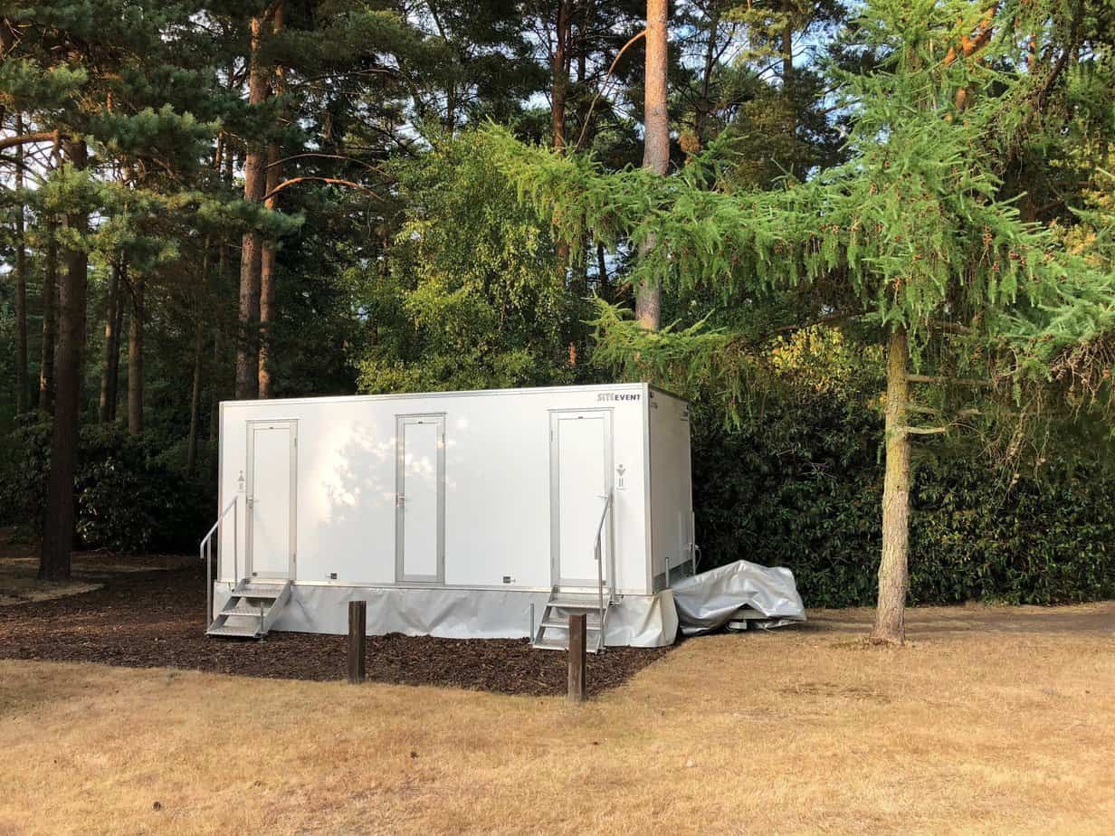 Mobile Toilet Trailer On Wheels